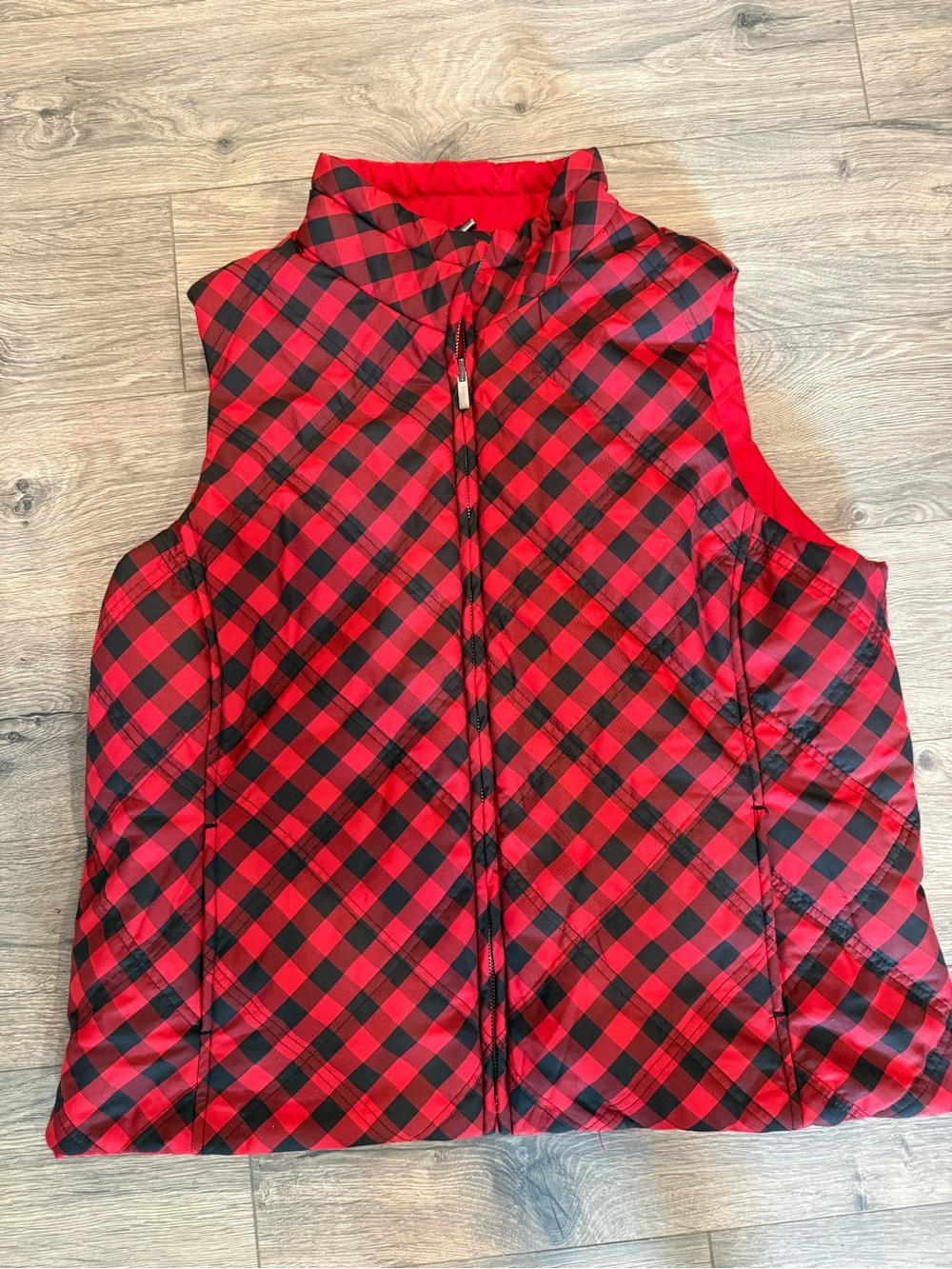 Jones New York Sport Atom Revisable Plaid to Red Quilted Vest Jacket Size L